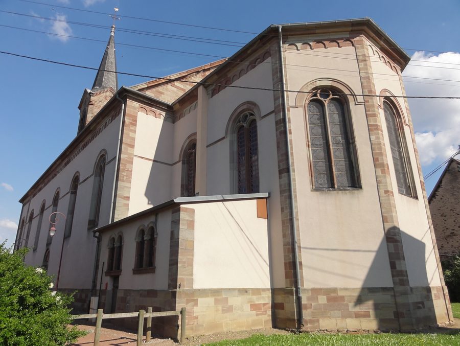 Kirche Sainte-Lucie in Niederhergheim im Haut-Rhin