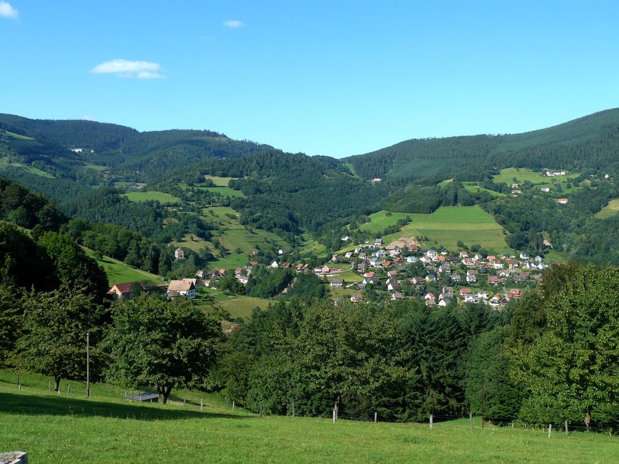 Le village de Fréland vu depuis les hauteurs