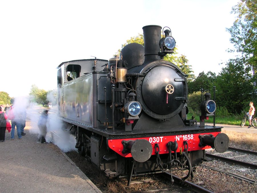 Lokomotive des Train Thur Doller Alsace am Bahnhof Sentheim