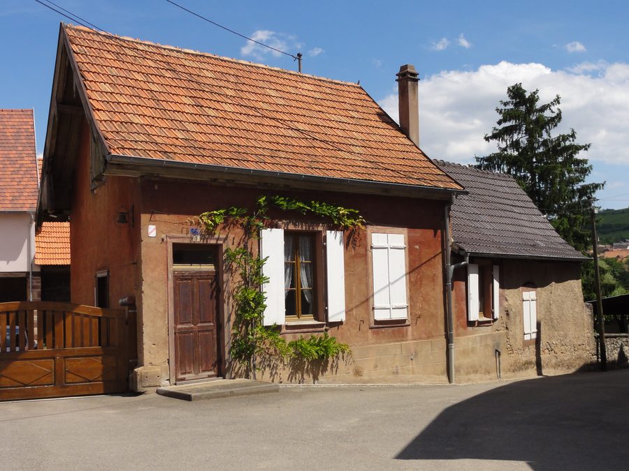 Historisches Gebäude Maison aux dîmes, genannt Commanderie, in Bergbieten im Elsass