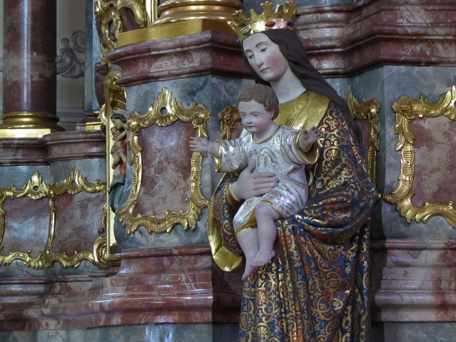 Außenansicht der katholischen Kirche Saint-Maurice in Fegersheim