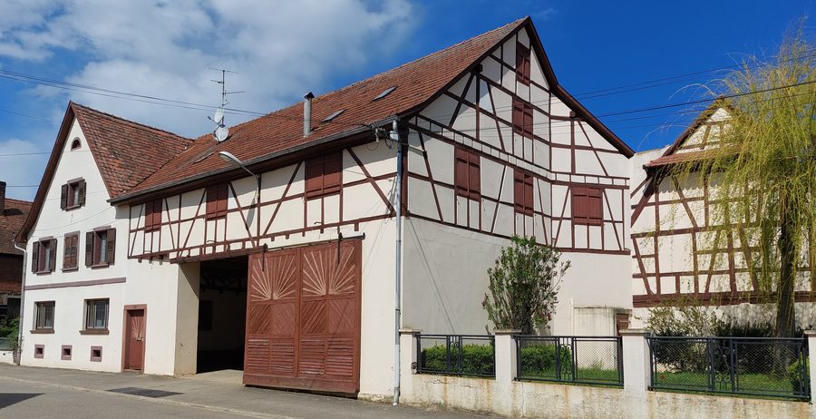 Erhaltenes Fachwerkhaus in der Rue principale in Batzendorf